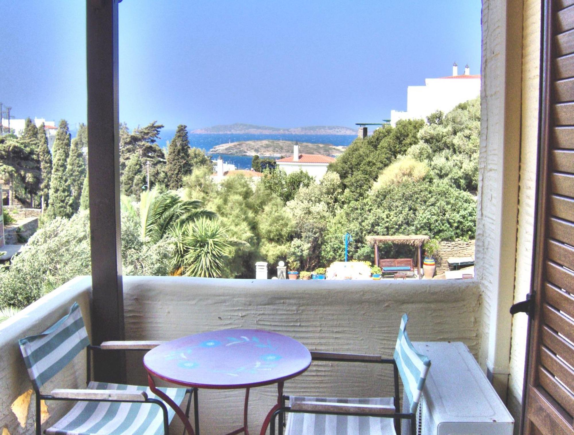 Villa Rena Aparthotel Batsíon